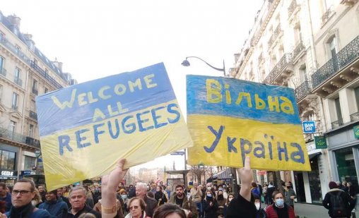 Les femmes ukrainiennes comme toutes les femmes réfugiées ou demandeuses d’asile doivent être protégées contre les violences.